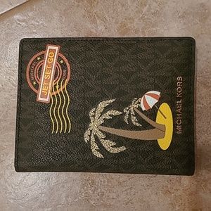 Michael kors passport holder